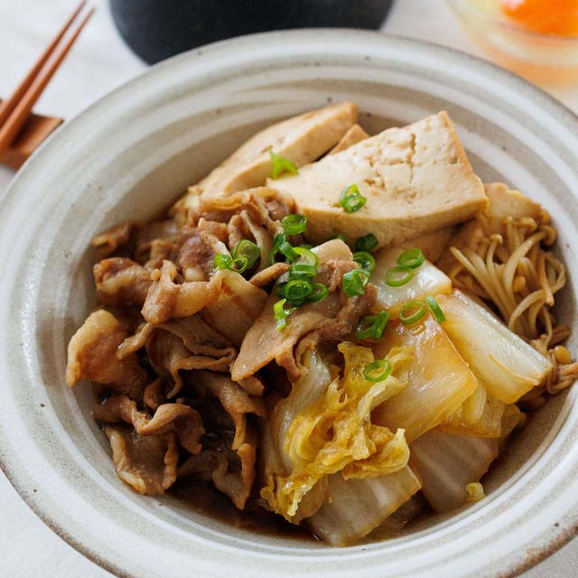 白菜と豚肉のすき焼き風煮【味しみ！フライパン１つで簡単☆】