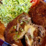 ジューシィ♡チーズもとろぉり最強カレーメンチカツ♡
