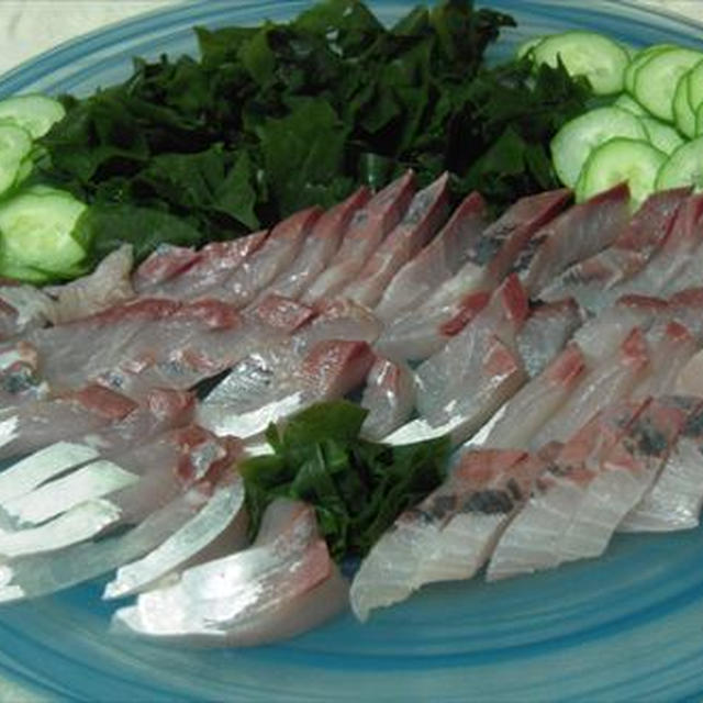 アジのお刺身、高野豆腐、和な食事