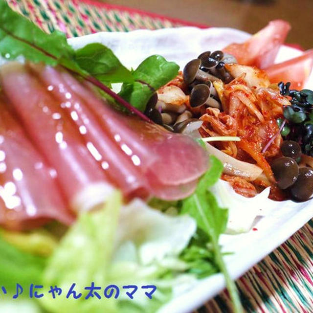 ③安心安全が一番！「美味安心」で美味しい毎日楽しもう♪第5弾【こだわりキムチ】＜キムチピッツァ＞と＜キムチサラダ＞