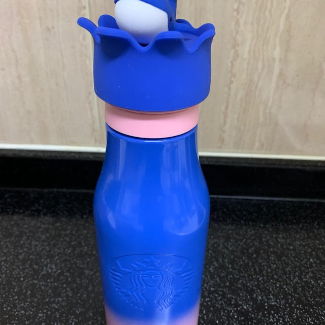 スタバ　くじらのタンブラーが可愛すぎる
