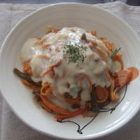 とろ～り豆乳ホワイトソースかけナポリタン