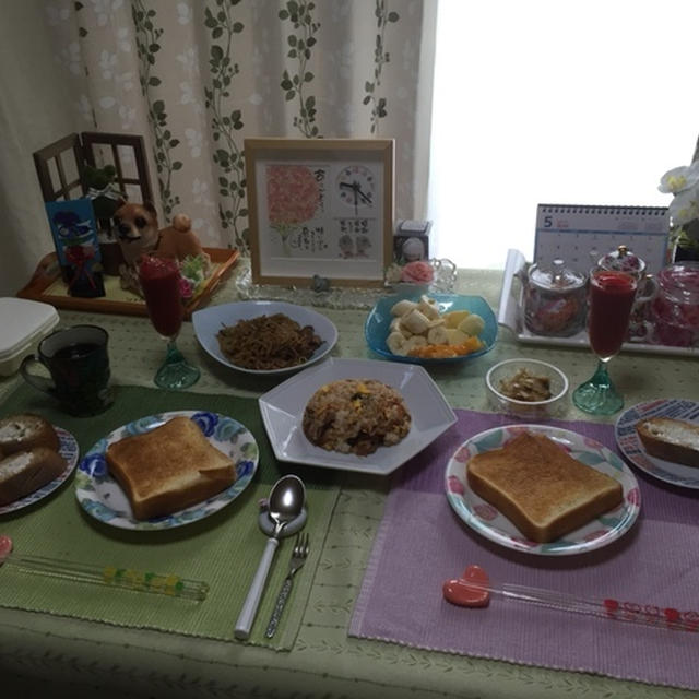 残り物で朝食を&コンビニスイーツ☆〜（ゝ。∂）