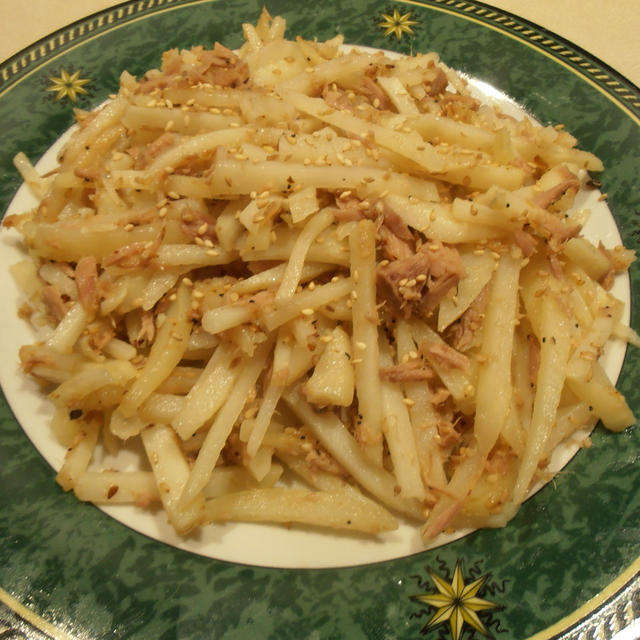 千切りじゃがいもとツナの炒め物