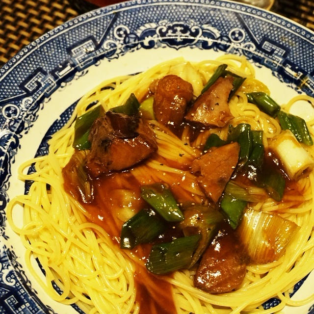 缶詰で簡単、ねぎまパスタ