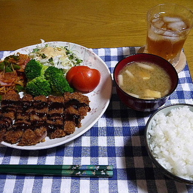 【夕食】とんかつプレート…