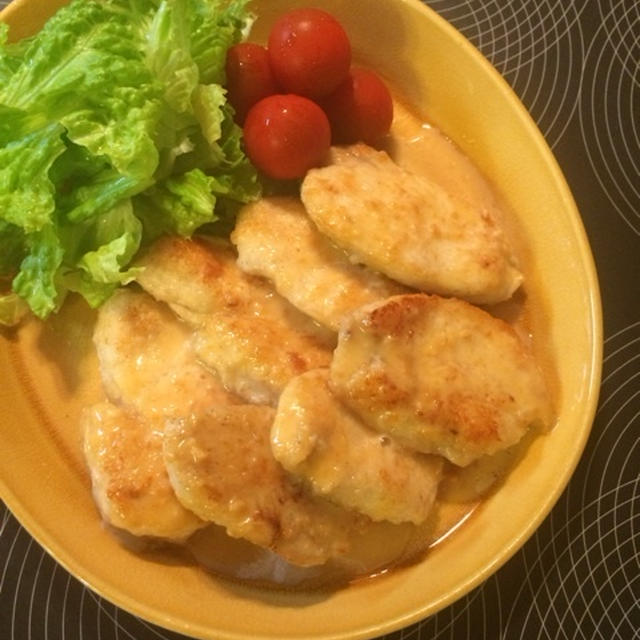 チキンソテー の味噌マヨソースかけ