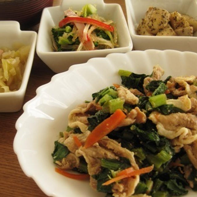 小松菜と豚肉の炒め物・食べる寒天とブロッコリーの中華和え