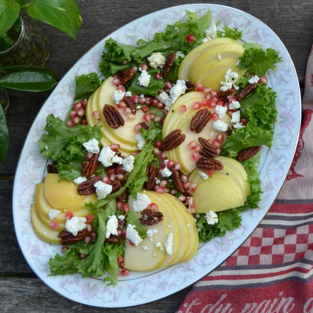 Apple Pomegranate Salad 林檎とザクロのサラダ
