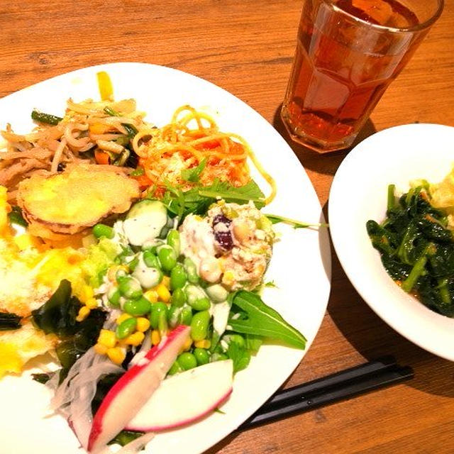 元気な食卓　へ行ってきました