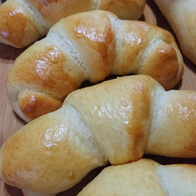 たまごとミルクのたっぷりパン