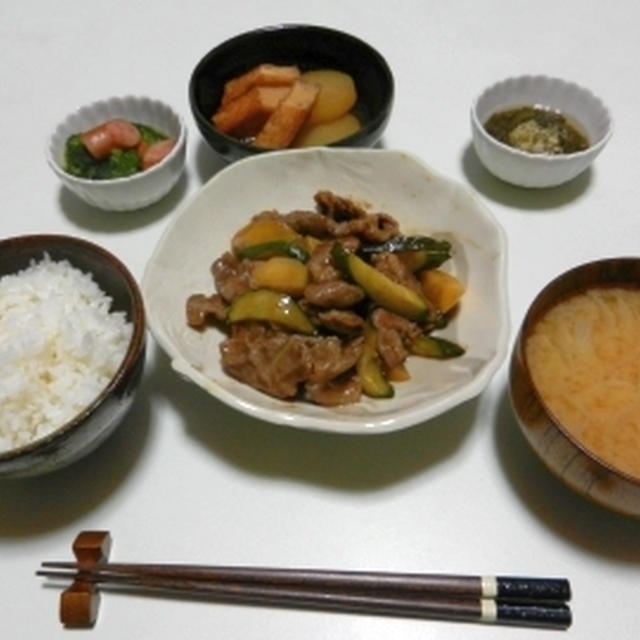 ご飯が進むよ牛肉の五香粉オイスターソース炒め☆