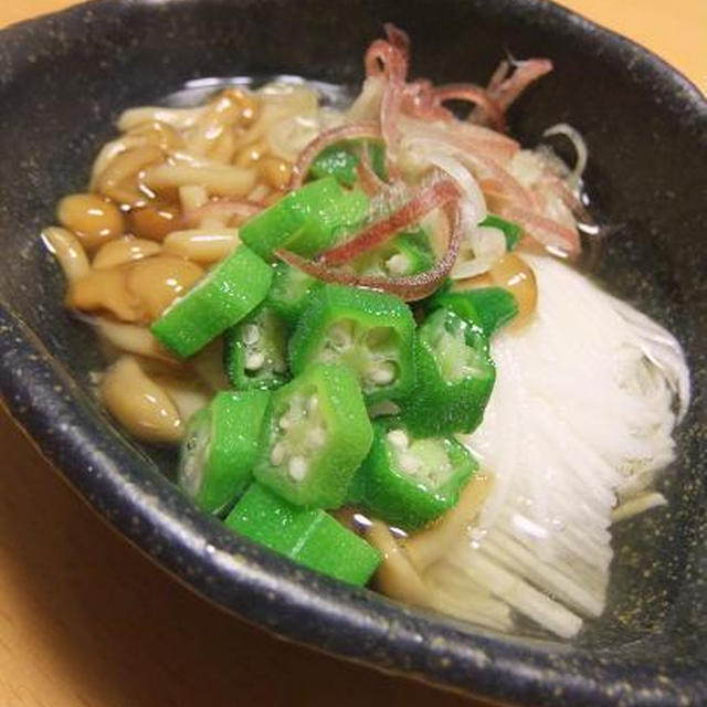 オクラとなめこと長いもの冷やし小鉢