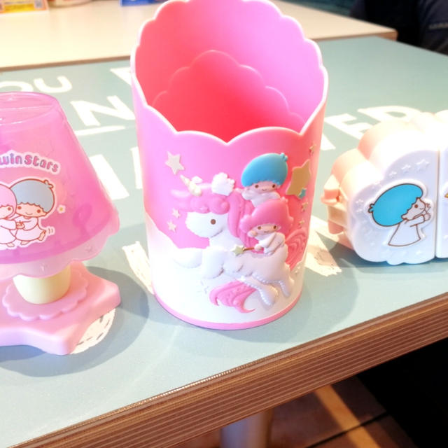 ハッピーセットのリトルツインスターズが可愛い( *´艸｀)