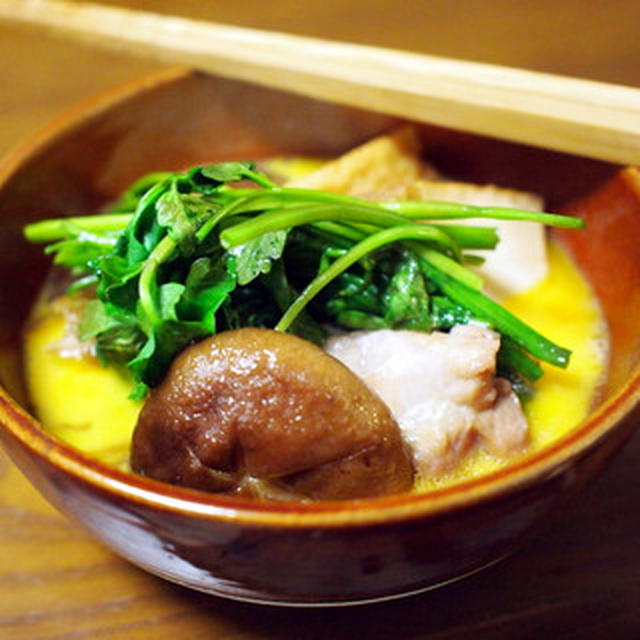 鶏のすき焼き〆は親子丼とその気になるニャン♪