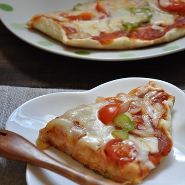 休日の簡単ごはん～フライパン一つで！１０分でできる簡単ピザ～