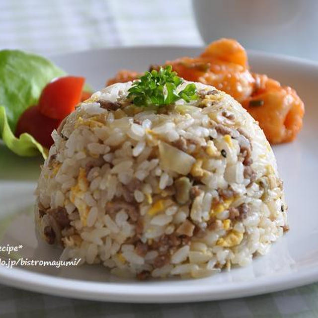 休日のお昼ごはん～ストック『肉みそ』で作る！簡単！ザーサイチャーハン～