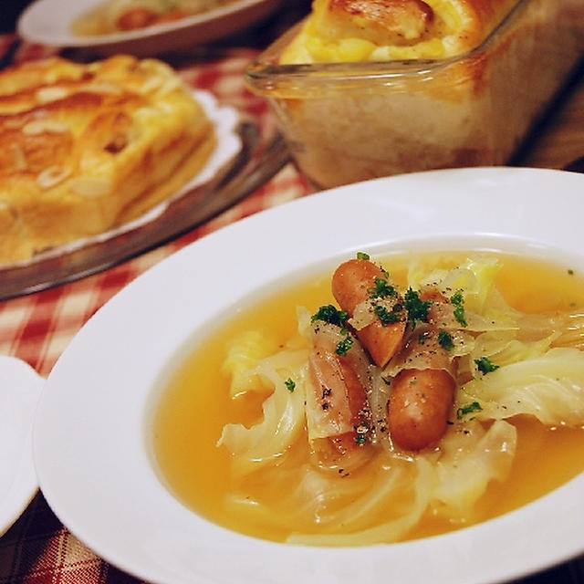 簡単レシピ♪ブラックペッパーのドイツ風コンソメスープ