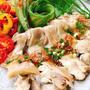 炊き込みで簡単！蒸し鶏の梅肉ソースがけ(動画有)