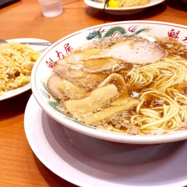魁力屋の焼き飯定食