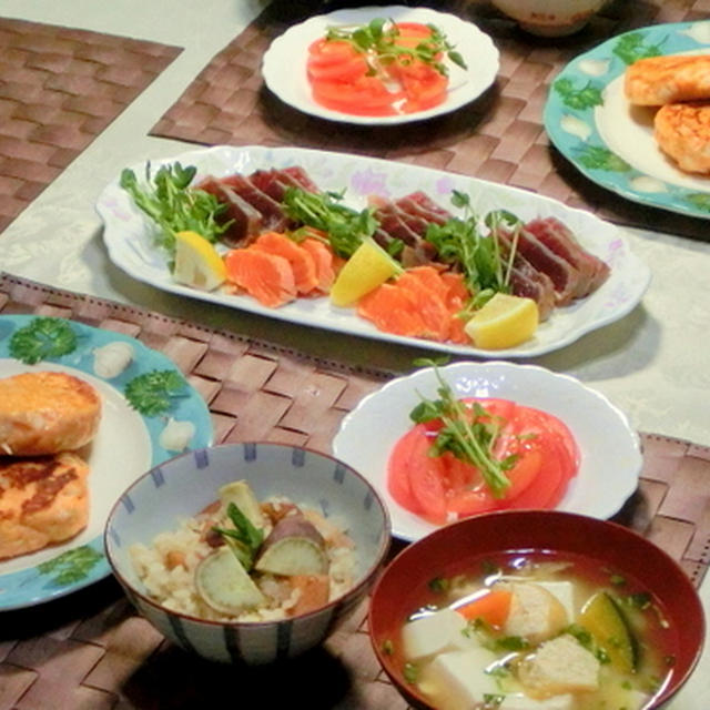 サーモンハンバーグ（2種のソースで）