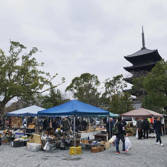 東寺のがらくた市 骨董市 By ｋａｒｏｎ さん レシピブログ 料理ブログのレシピ満載