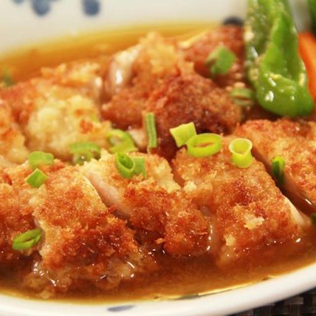 味噌風味の煮込みチキンかつ♪