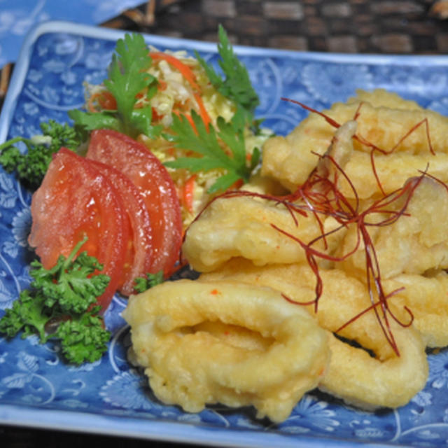 イカの 　“　ジンジャー衣　” 揚げ