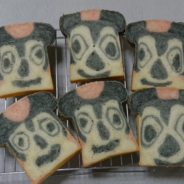 デコ食パン(金太郎飴風 食パン)