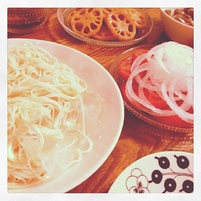 夏休み4日目の夕ごはんはそうめん