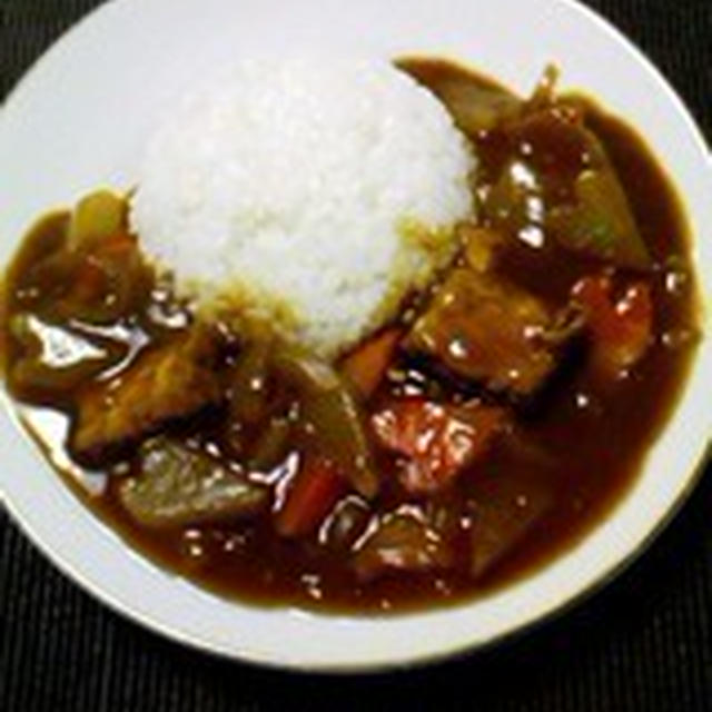 「厚揚げと大根のカレー」