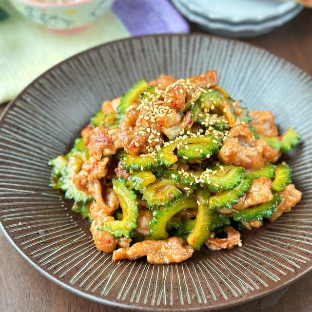 夏バテ知らずはこれ食べる☆ゴーヤのカリカリ豚キムチ
