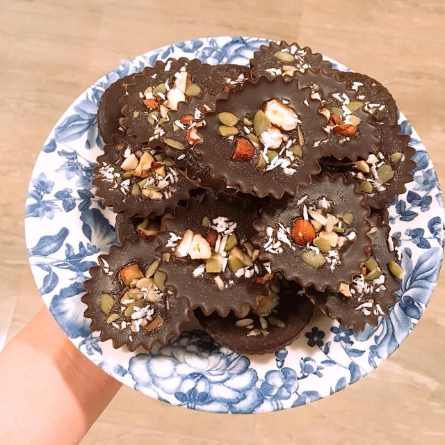 ヴィーガン🌱ナッツバターチョコレート🍫Vegan🌱Almond Butter Cups🍫