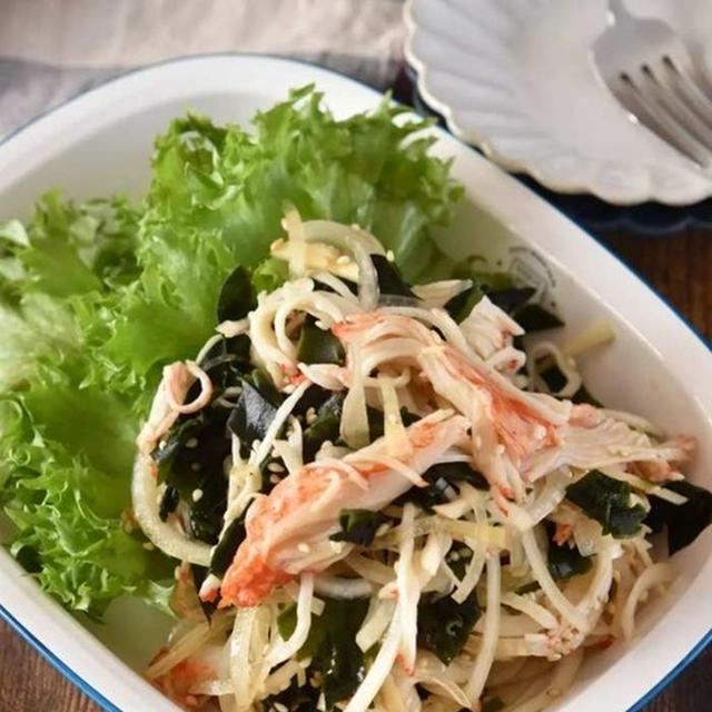 ササッと簡単！お弁当のすきま埋めに「カニ風味かまぼこサラダ」