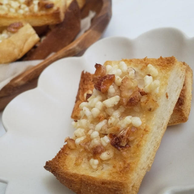 食パンでフロランタンを作ったらラスクだった