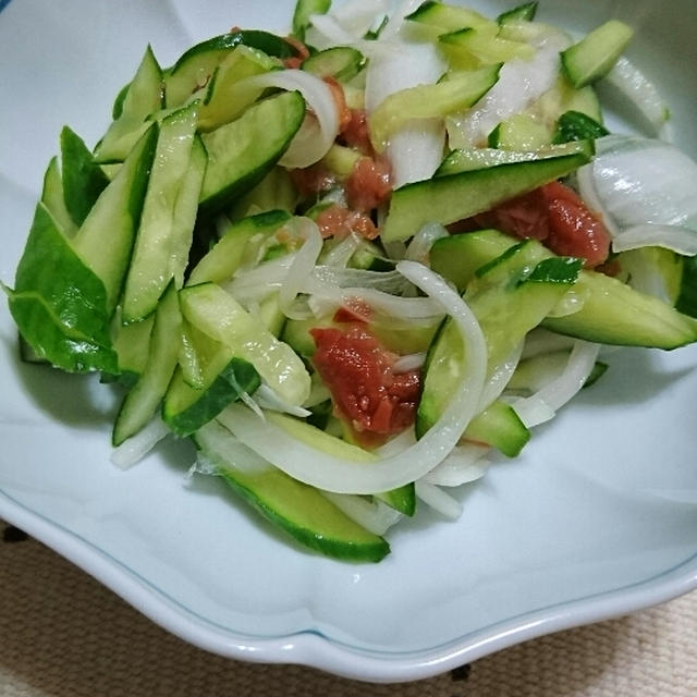 酢玉ねぎと梅干しの酢の物