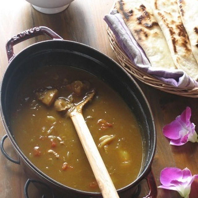 staubで バターチキンカレー と ナン♪