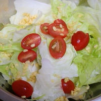 【レシピ】レタスとトマトと新玉ねぎのサラダ