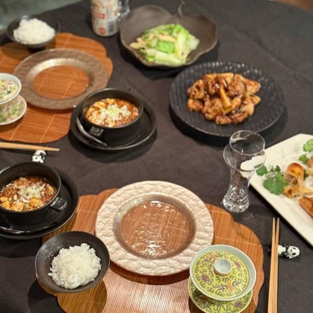 春巻き、酢豚、麻婆豆腐、山東菜炒めの夜ごはん