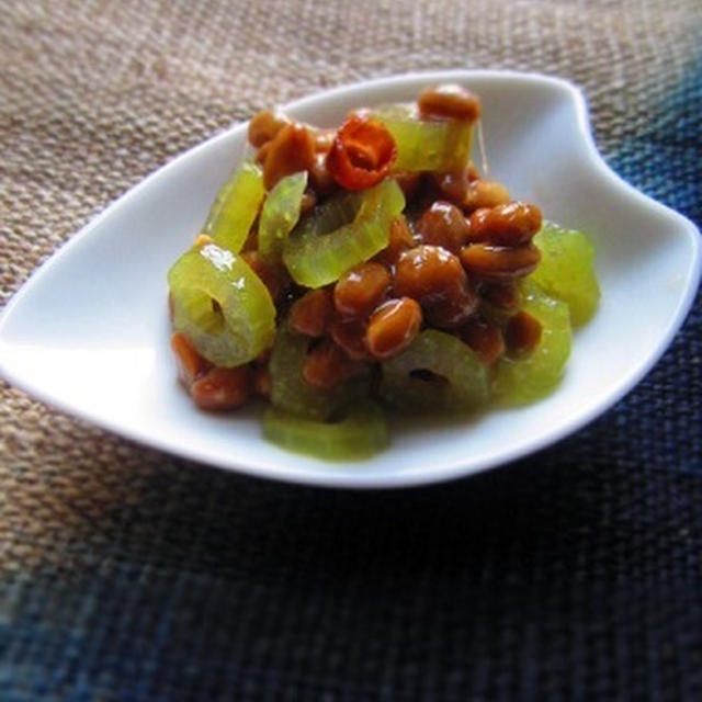 ふきと納豆の和え物