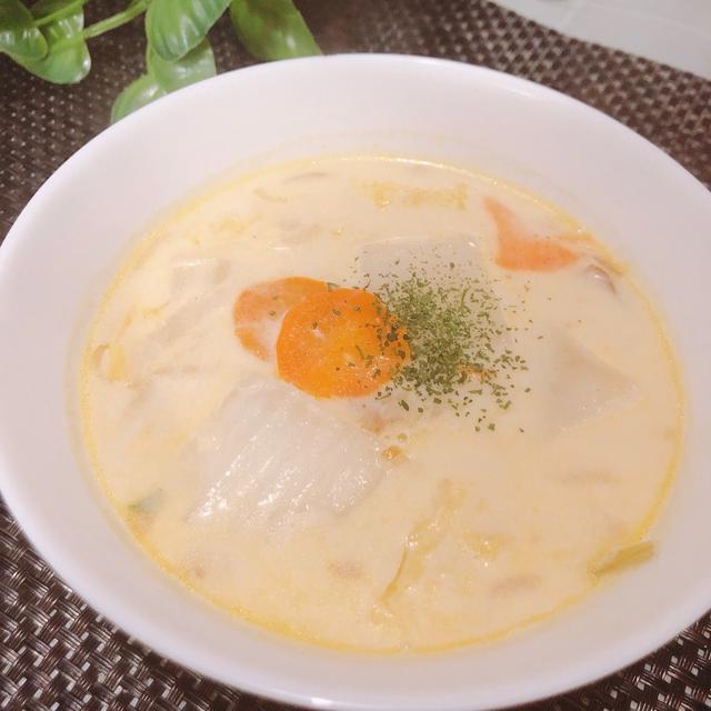 あったまる〜　白菜とベーコンのミルクスープ　