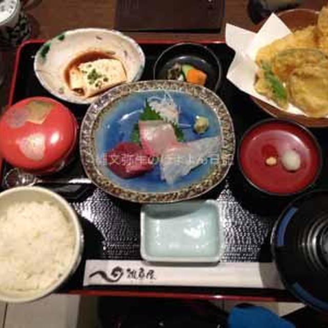 【福岡市】雑魚屋　長崎・雲仙・佐世保のアンテナショップ　キトラスの中にあるリーズナブルなランチ