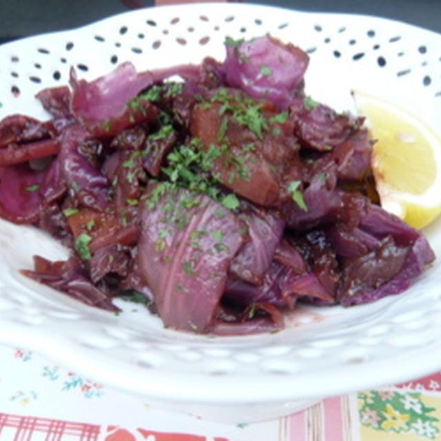 あまずっぱ?い☆紫キャベツとりんごのバルサミコ煮込み