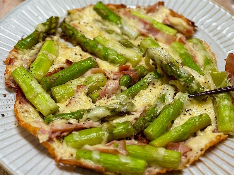 【レシピ】アスパラとベーコンのカリカリチーズ焼き