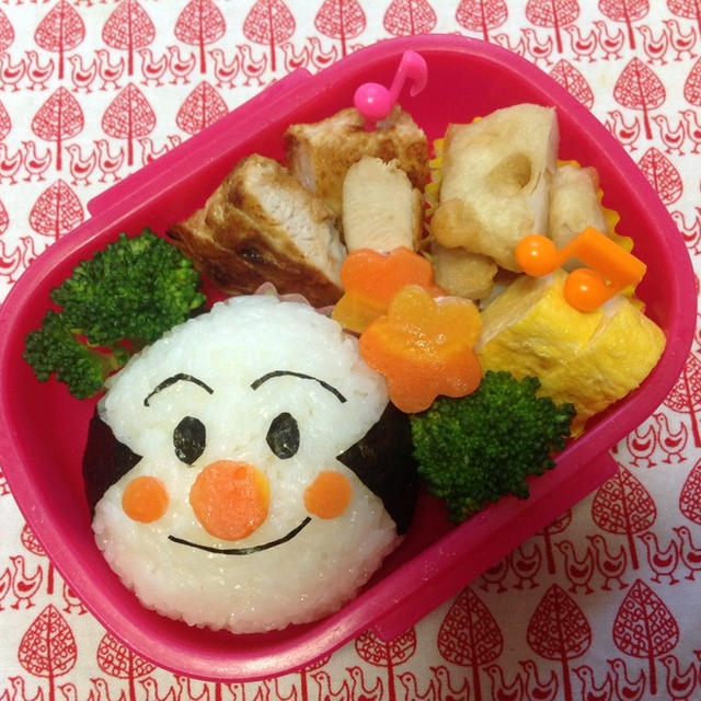 今日の【こむすびまん弁当♪】＆加水100%の体に良いパン☆と反省する日々・・・