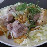 チキン・ブレッドサラダ。