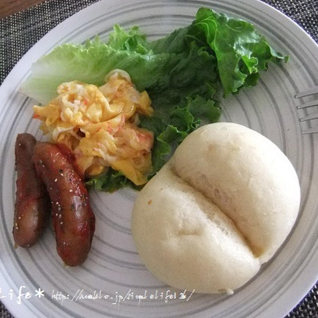 今朝の朝ごはん☆は、お豆腐パンの朝～