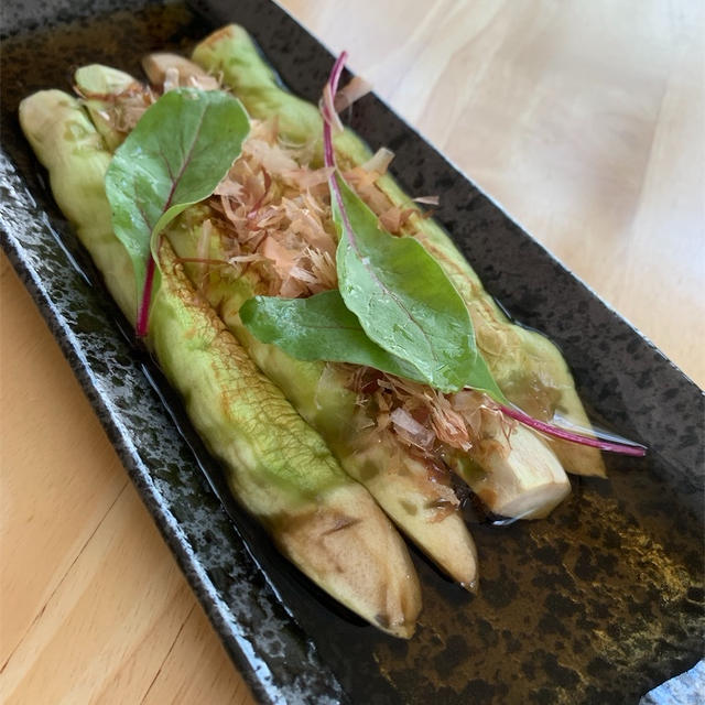 焼き茄子でサラダ！　酢醤油とスパイスを使って！