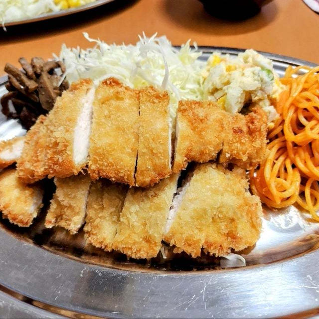 今日は「ちょろろー食堂」