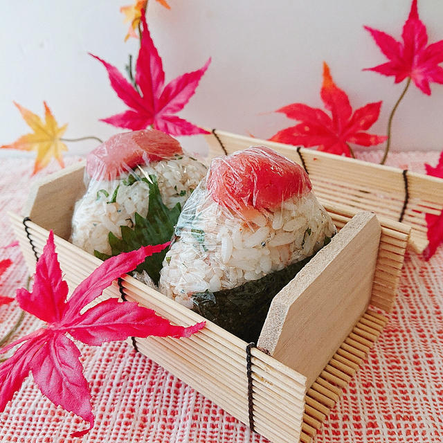 明太子とじゃこの混ぜごはんおにぎり弁当〖おにぎりだけのお弁当〗